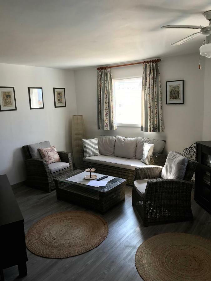 Sunny Renovated Apartment - Denia/Santa Llucia Kültér fotó